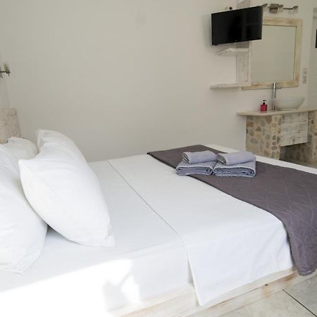 Hotel Porto Naoussa Esterno foto