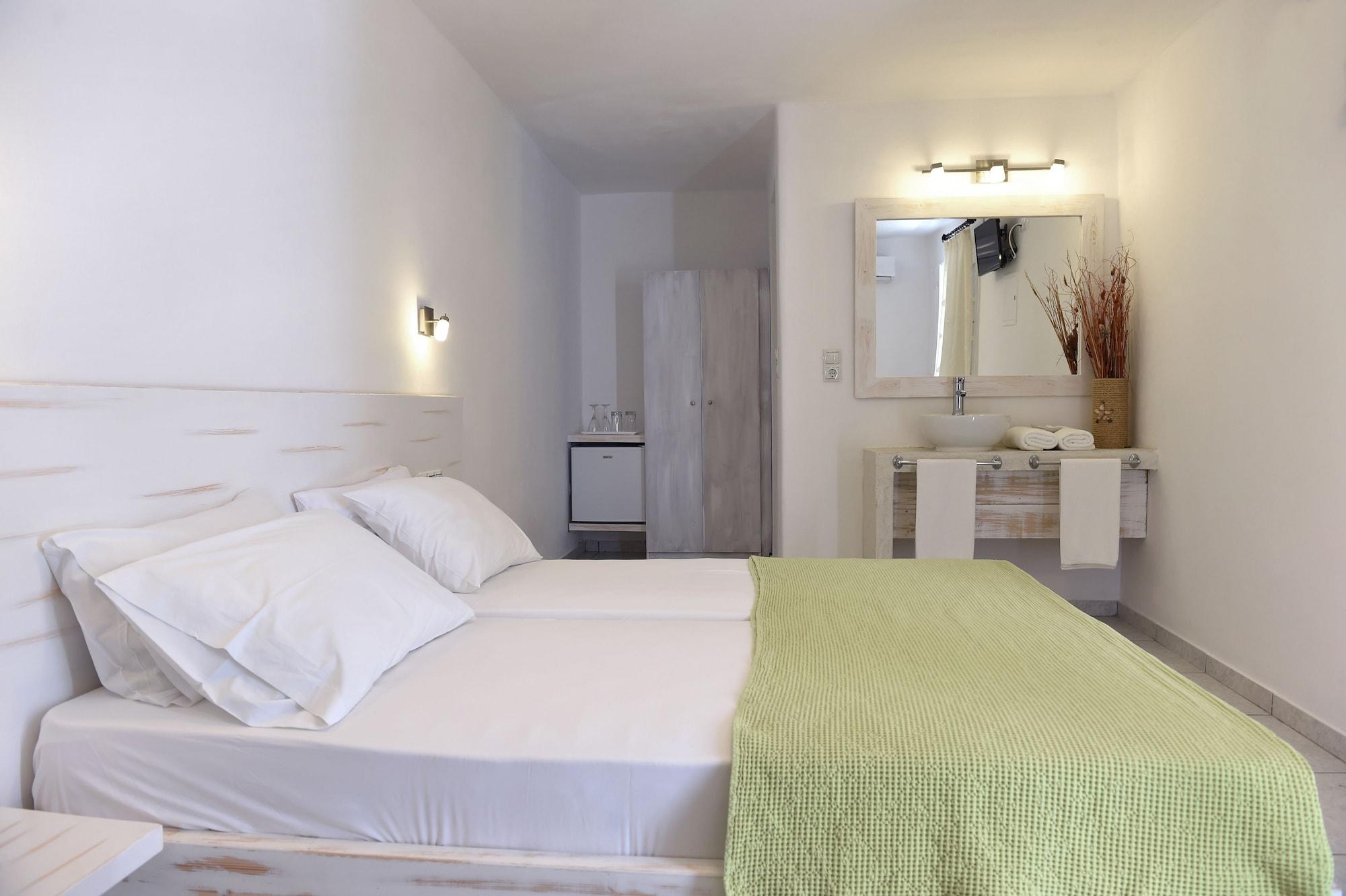 Hotel Porto Naoussa Esterno foto