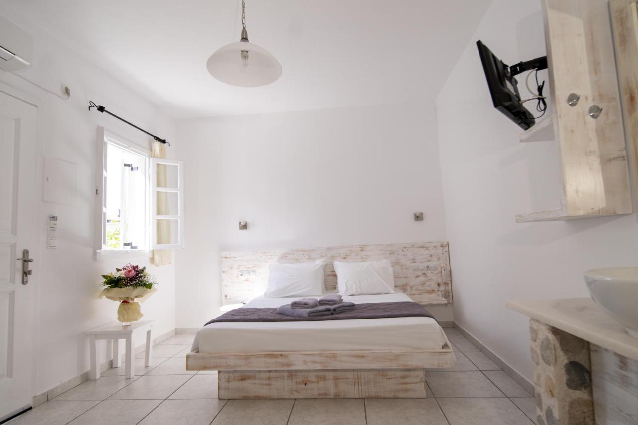 Hotel Porto Naoussa Esterno foto
