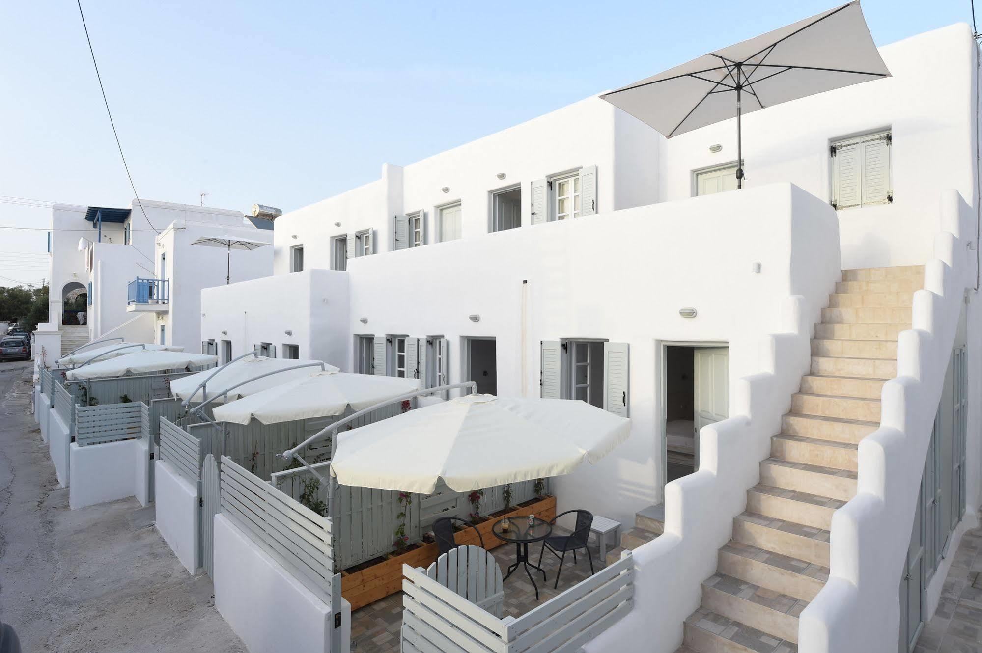 Hotel Porto Naoussa Esterno foto