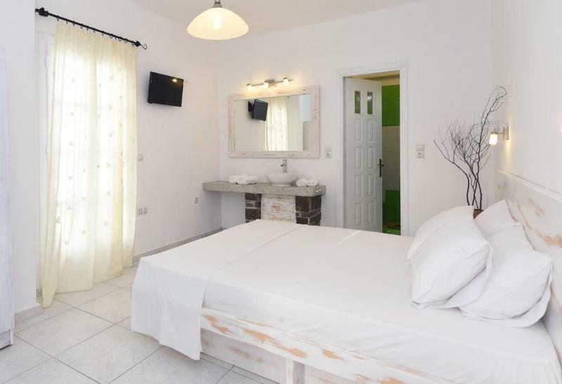 Hotel Porto Naoussa Esterno foto